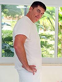 Порно актер David Flores, США, 56 лет David Flores